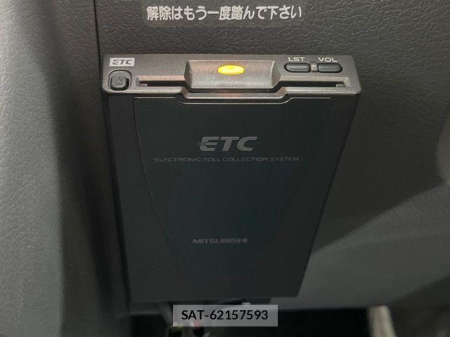 Toyota VOXY 2008-07 7272326-6