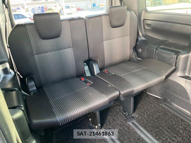 Toyota VOXY 2017-12 7271597-9