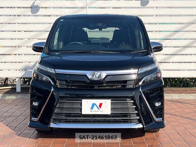 Toyota VOXY 2017-12 7271597-13