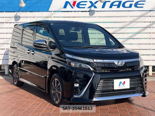 Toyota VOXY 2017-12 7271597-15