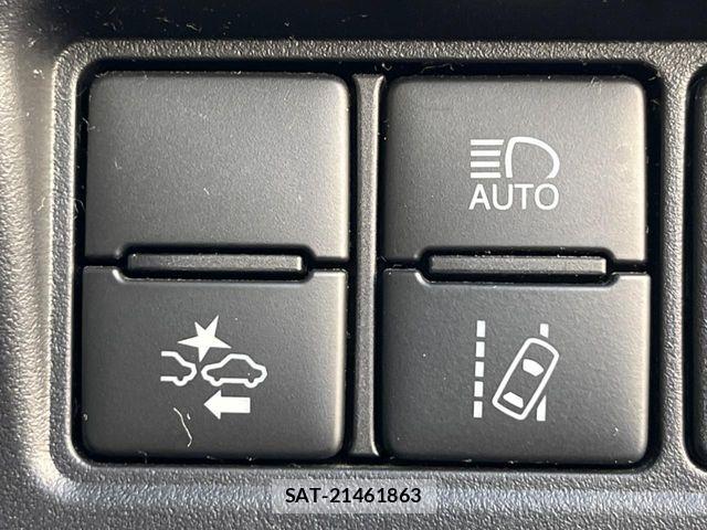 Toyota VOXY 2017-12 7271597-5