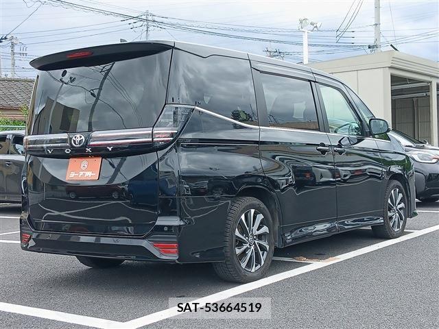 Toyota VOXY 2022-08 7272662-22