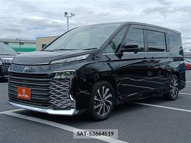 Toyota VOXY 2022-08 7272662-24