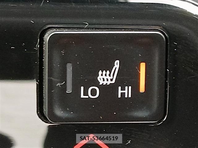 Toyota VOXY 2022-08 7272662-5