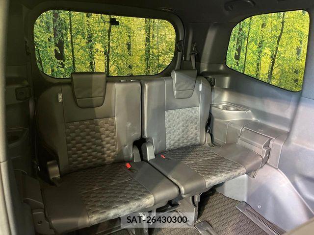 Toyota VOXY 2022-09 7273243-10