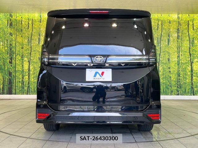 Toyota VOXY 2022-09 7273243-15