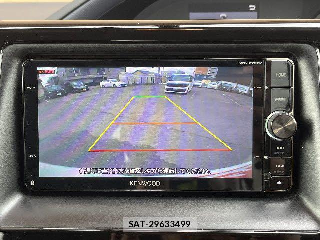 Toyota VOXY 2014-02 7271598-10