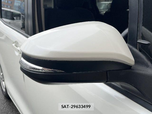 Toyota VOXY 2014-02 7271598-17