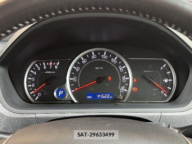 Toyota VOXY 2014-02 7271598-7