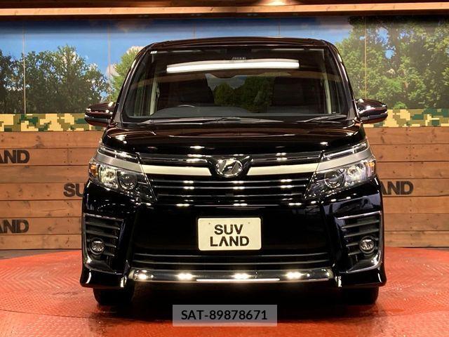Toyota VOXY 2016-12 7271606-13