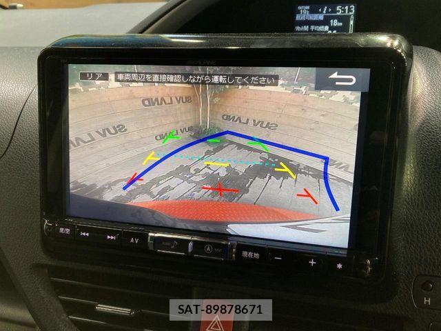Toyota VOXY 2016-12 7271606-3