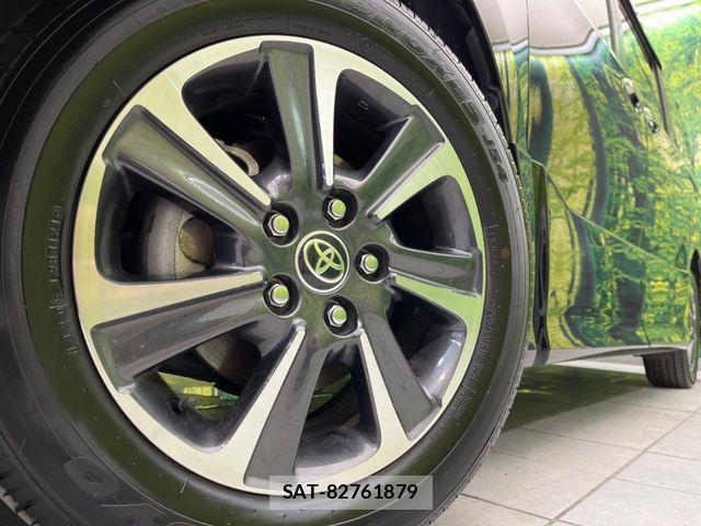 Toyota VOXY 2021-09 7331041-12