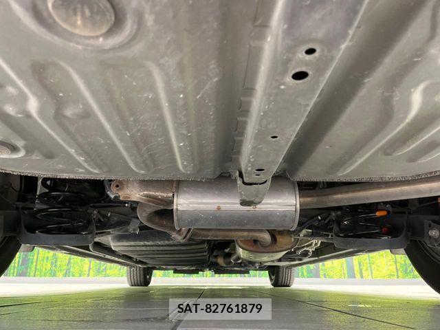 Toyota VOXY 2021-09 7331041-18