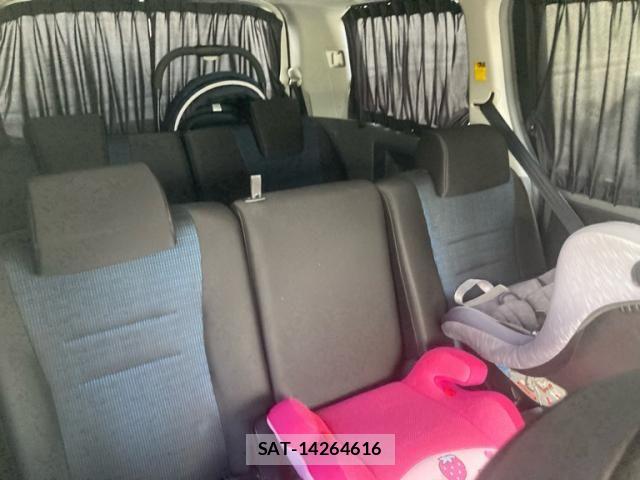 Toyota VOXY 2008-02 7331123-15
