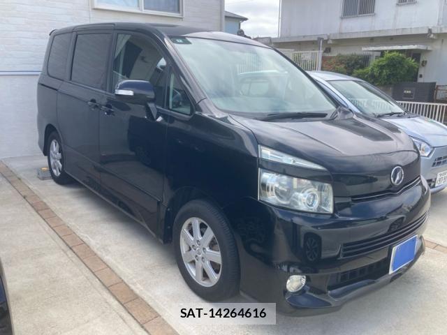 Toyota VOXY 2008-02 7331123-1