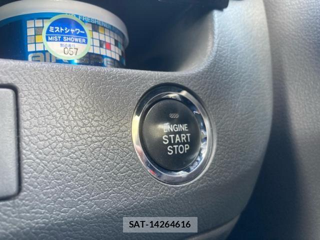 Toyota VOXY 2008-02 7331123-24