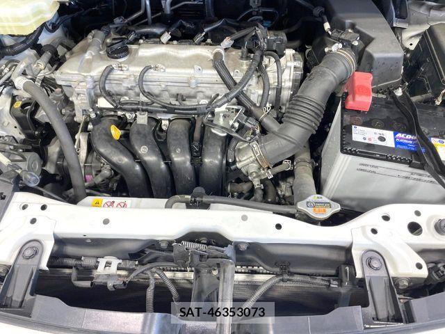 Toyota VOXY 2018-06 7331051-17