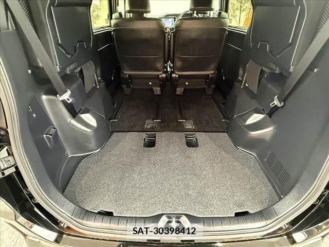 Toyota VOXY 2021-02 7331035-21