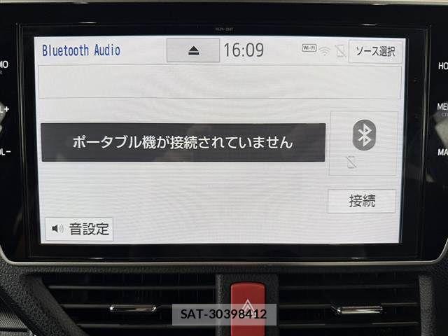 Toyota VOXY 2021-02 7331035-6