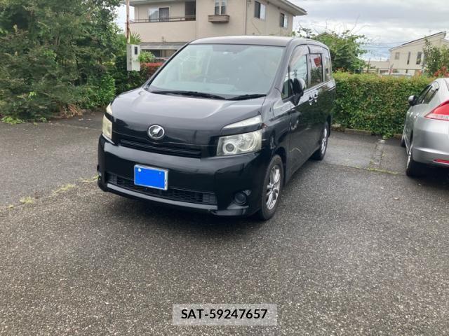 Toyota VOXY 2007-11 7331121-1