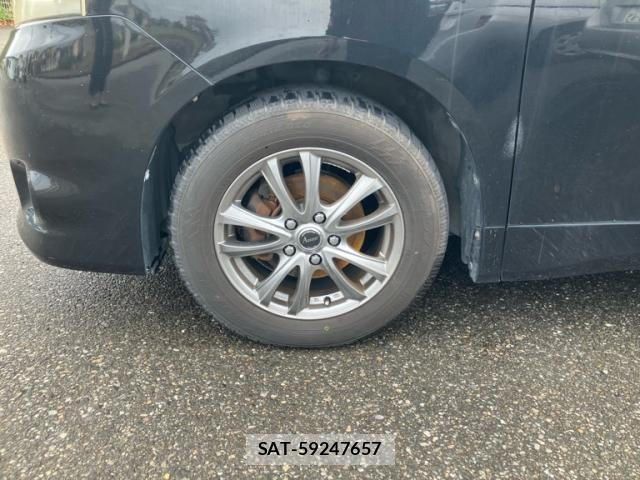 Toyota VOXY 2007-11 7331121-4
