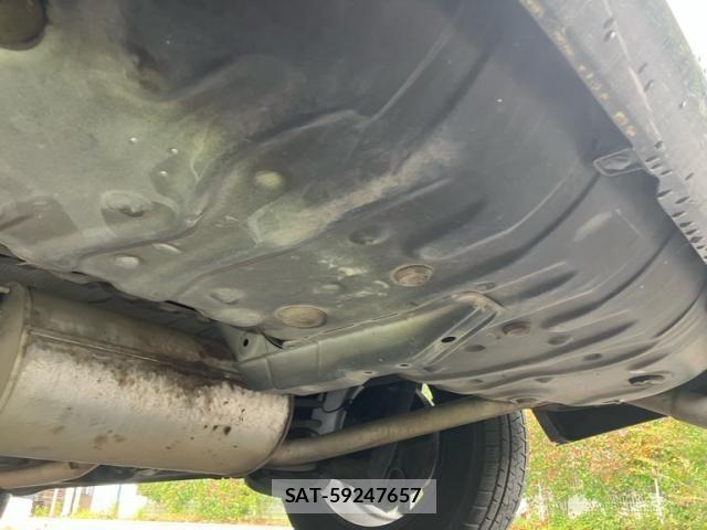 Toyota VOXY 2007-11 7331121-8