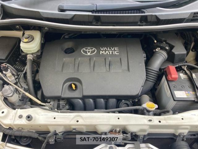 Toyota VOXY 2010-02 7331109-5