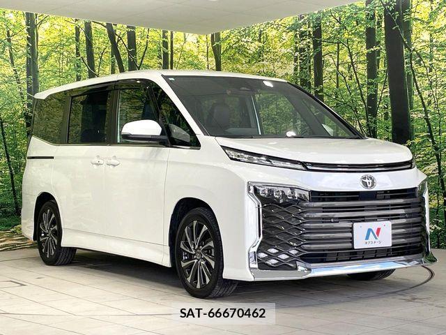 Toyota VOXY 2023-07 7331030-16