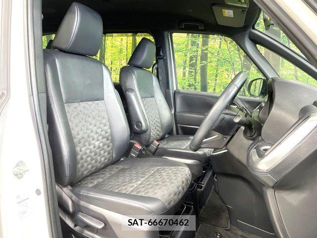 Toyota VOXY 2023-07 7331030-7