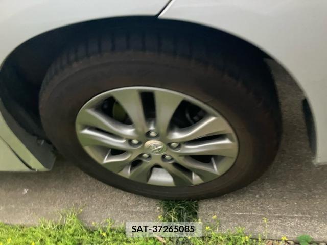 Toyota VOXY 2011-03 7331110-5