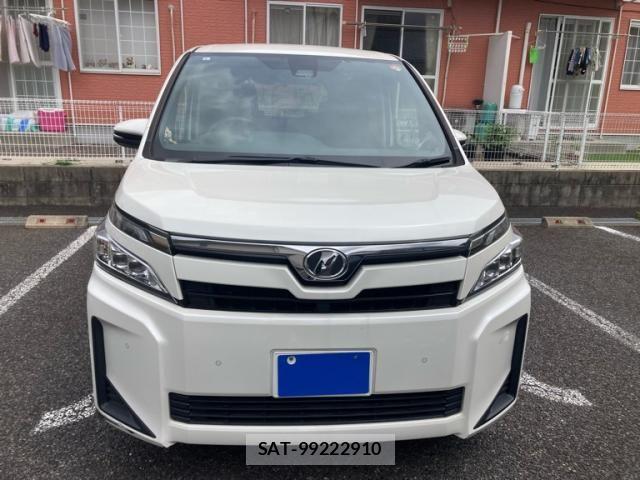 Toyota VOXY 2019-05 7331075-0