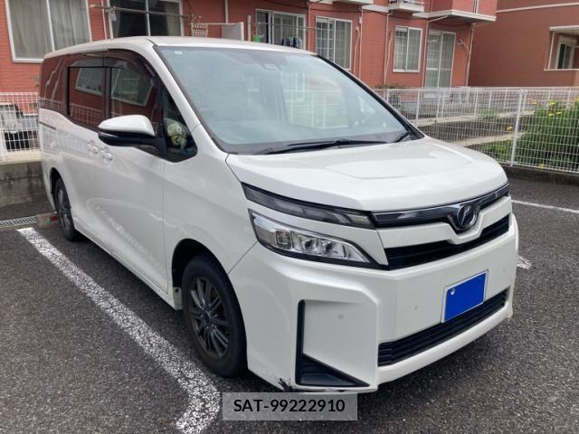 Toyota VOXY 2019-05 7331075-1