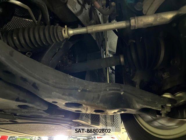 Toyota VOXY 2024-04 7331038-19