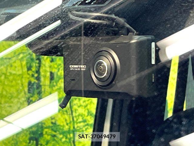 Toyota VOXY 2017-09 7331055-6