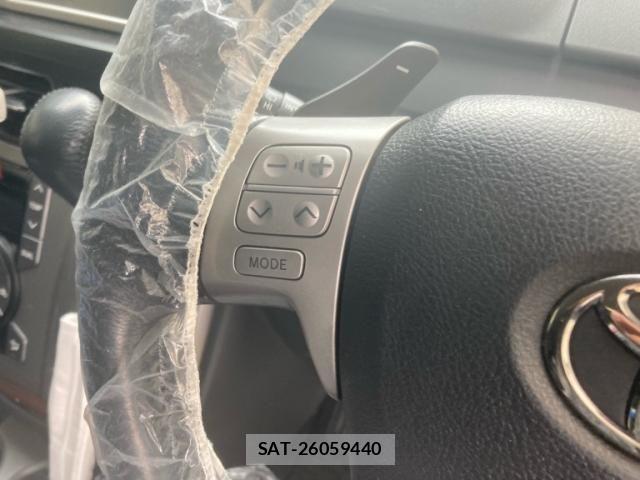 Toyota VOXY 2009-12 7331120-13