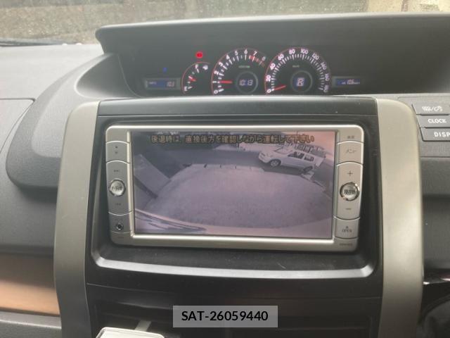 Toyota VOXY 2009-12 7331120-18