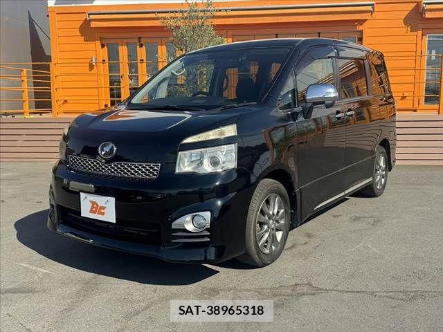 Toyota VOXY 2011-11 7331106-9