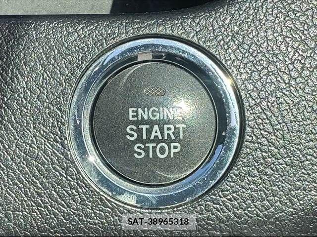 Toyota VOXY 2011-11 7331106-5