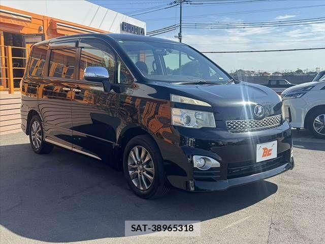 Toyota VOXY 2011-11 7331106-7