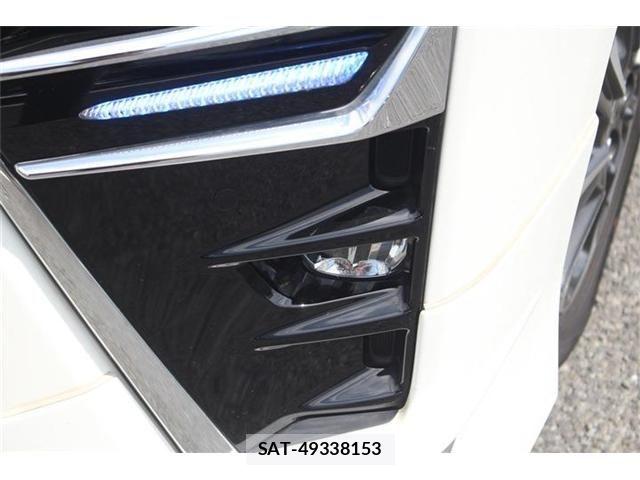 Toyota VOXY 2021-06 7331037-7