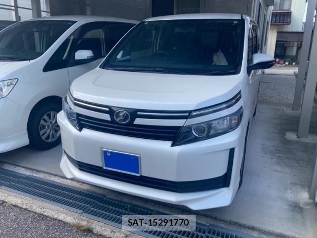 Toyota VOXY 2015-07 7331089-0