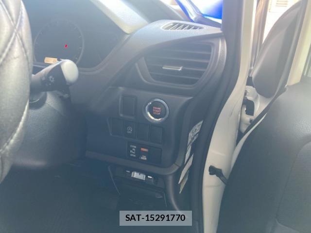 Toyota VOXY 2015-07 7331089-8