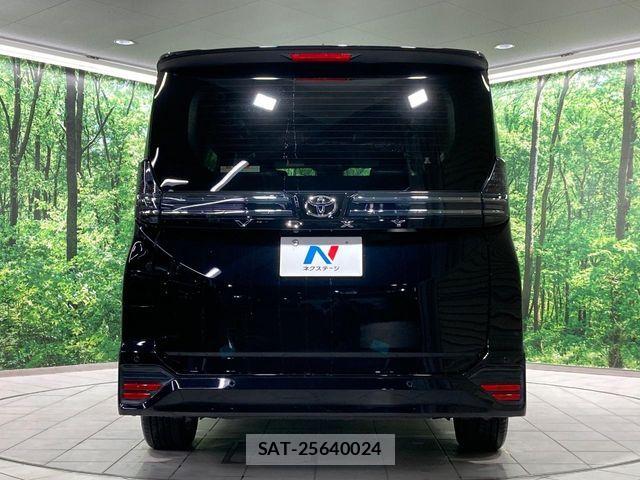 Toyota VOXY 2025-11 7331008-14