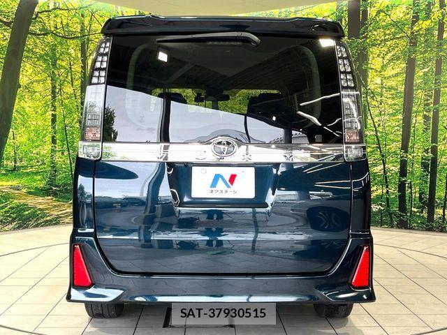 Toyota VOXY 2016-11 7331070-15