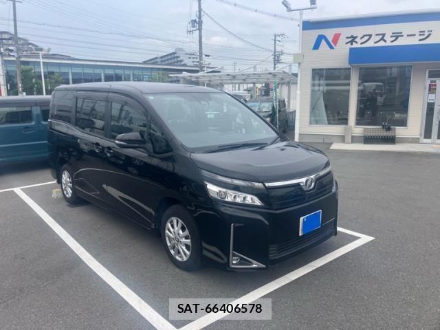 Toyota VOXY 2019-06 7331071-1