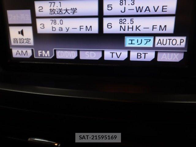 Toyota VOXY 2011-03 7331093-14