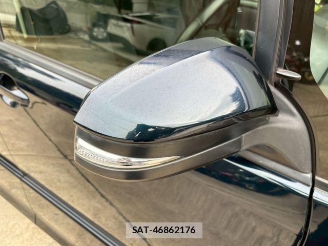 Toyota VOXY 2015-01 7331094-16