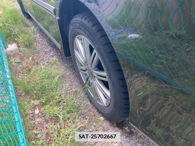 Toyota VOXY 2012-11 7331103-7