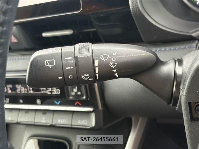 Toyota VOXY 2023-02 7331019-29