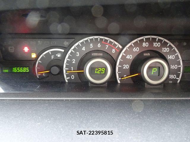 Toyota VOXY 2012-02 7331111-16